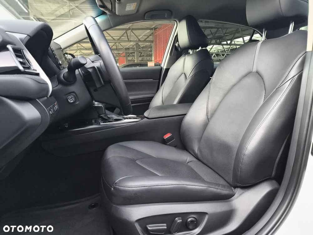 Toyota Camry 2.5 Hybrid Executive CVT - 15