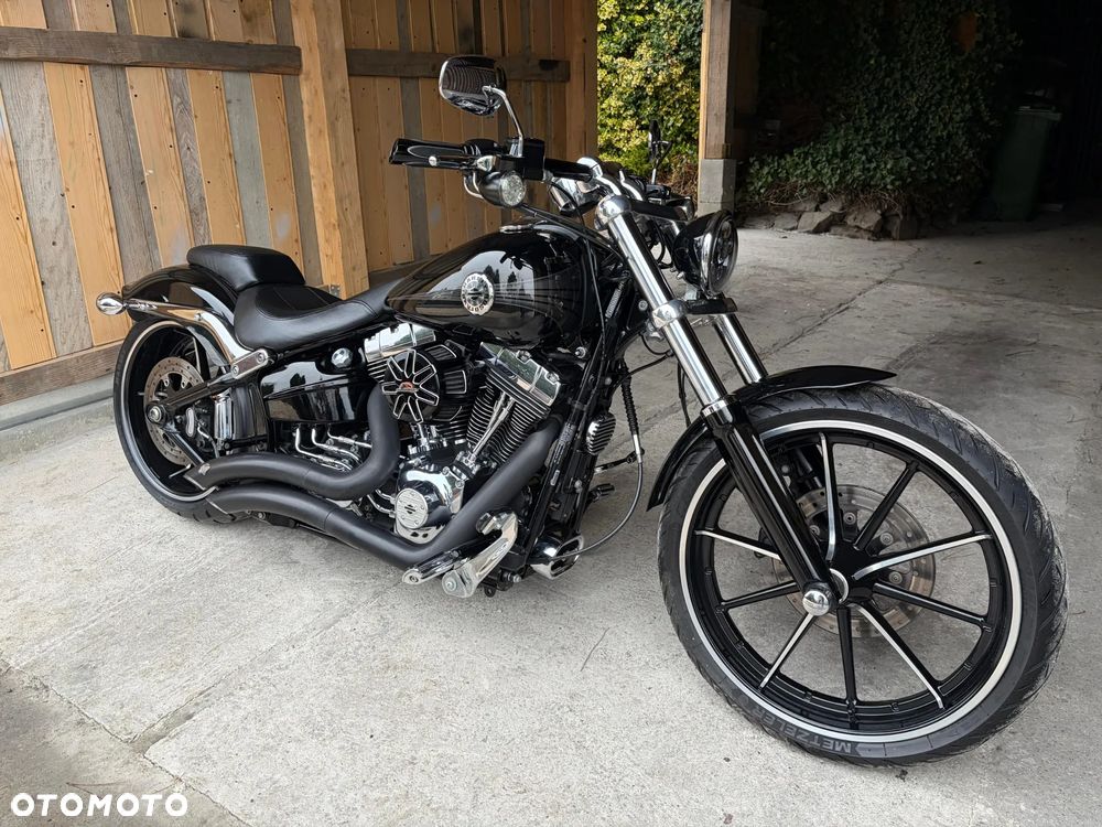 Harley-Davidson FXSB Breakout - 25