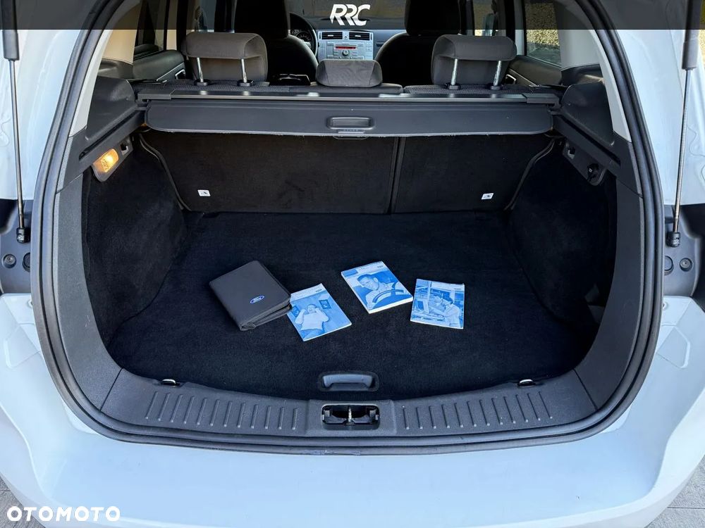 Ford Kuga 2.0 TDCi Titanium - 27