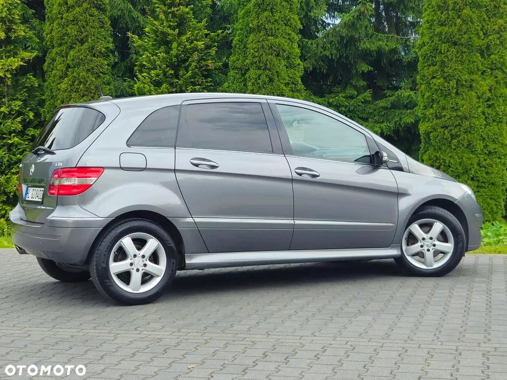 Mercedes-Benz Klasa B 180 CDI DPF Special Edition - 21