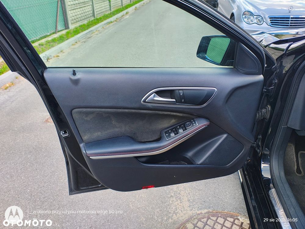 Mercedes-Benz Klasa A 200 d 7G-DCT AMG Line - 10