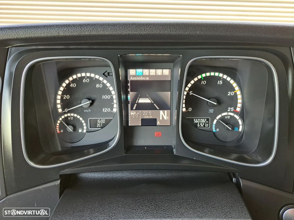 Mercedes Benz Actros 1840 Bluetec 6 18TN c/ Plataforma - 9