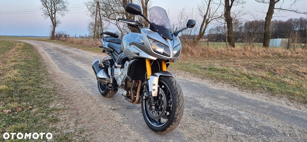 Yamaha FZ - 1