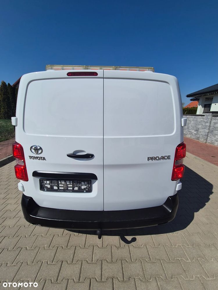 Toyota Proace L2 2020r 2.0HDI BLIS KAMERA  FULL SERVIS ASO JAK NOWY 100% BEZWYPADKOWY - 8