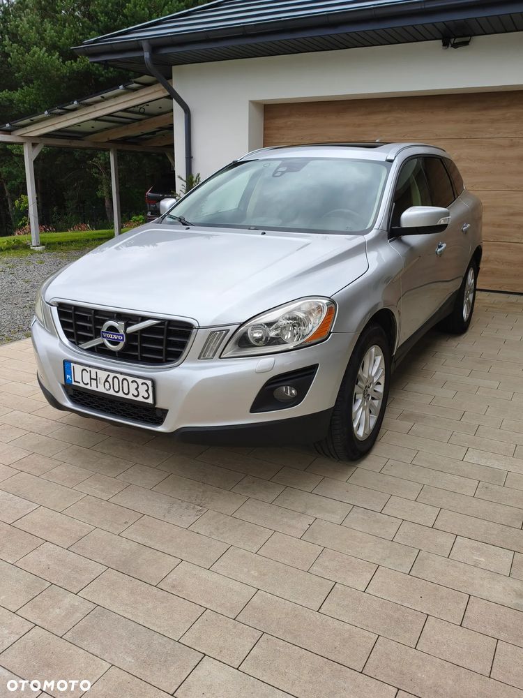 Volvo XC 60 T6 AWD Momentum - 1
