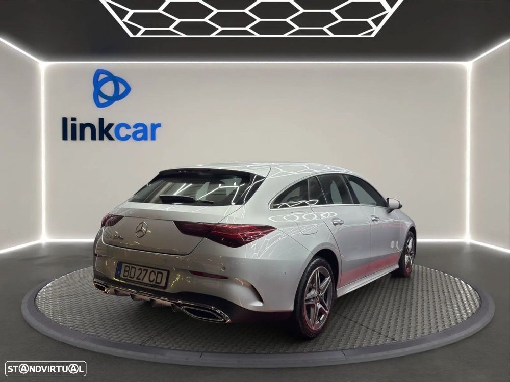Mercedes-Benz CLA 250 e Shooting Brake AMG Line - 8
