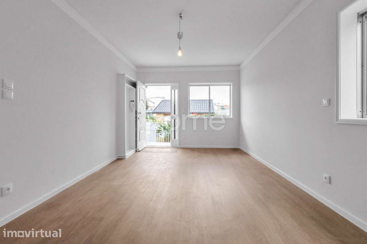 Andar moradia T2 com garagem e arrumos - Custóias, Matosinhos - Grande imagem: 2/24