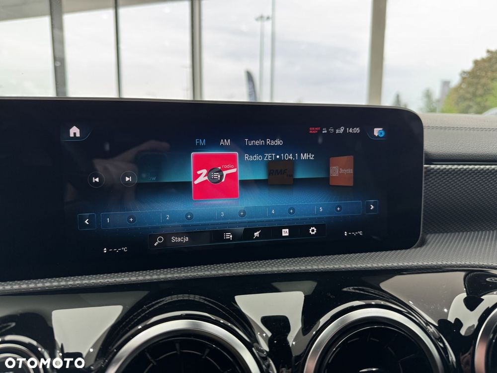 Mercedes-Benz CLA 200 Progressive 7G-DCT - 28