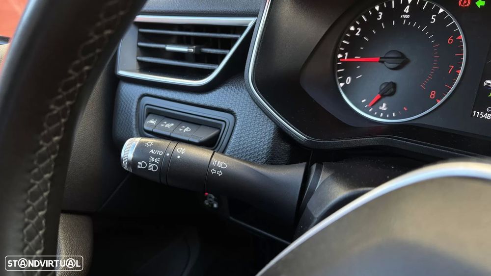 Renault Clio 1.0 TCe Zen Bi-Fuel - 17