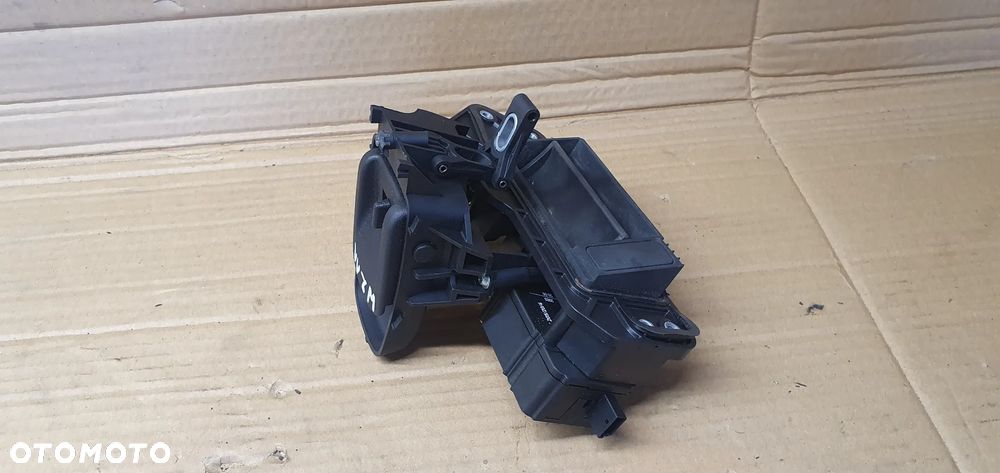 Zamek klapy bagażnika klamka mikrostyk Mercedes E-Klasa W211 A2117400093 - 3