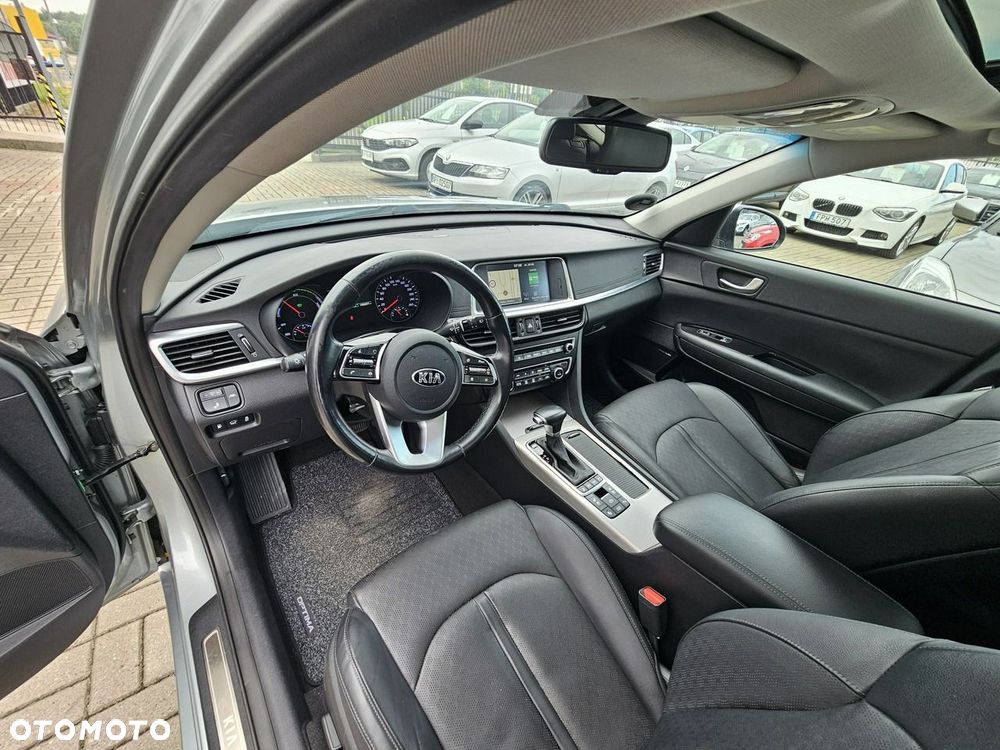 Kia Optima - 27