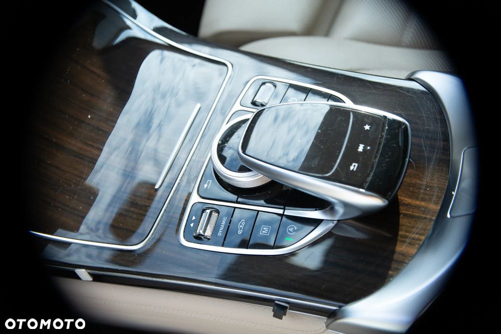 Mercedes-Benz GLC 220 d 4-Matic - 13