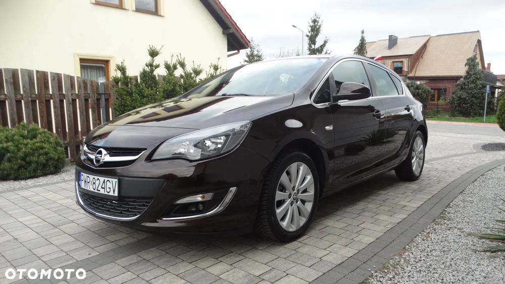Opel Astra 1.4 Turbo Cosmo - 1