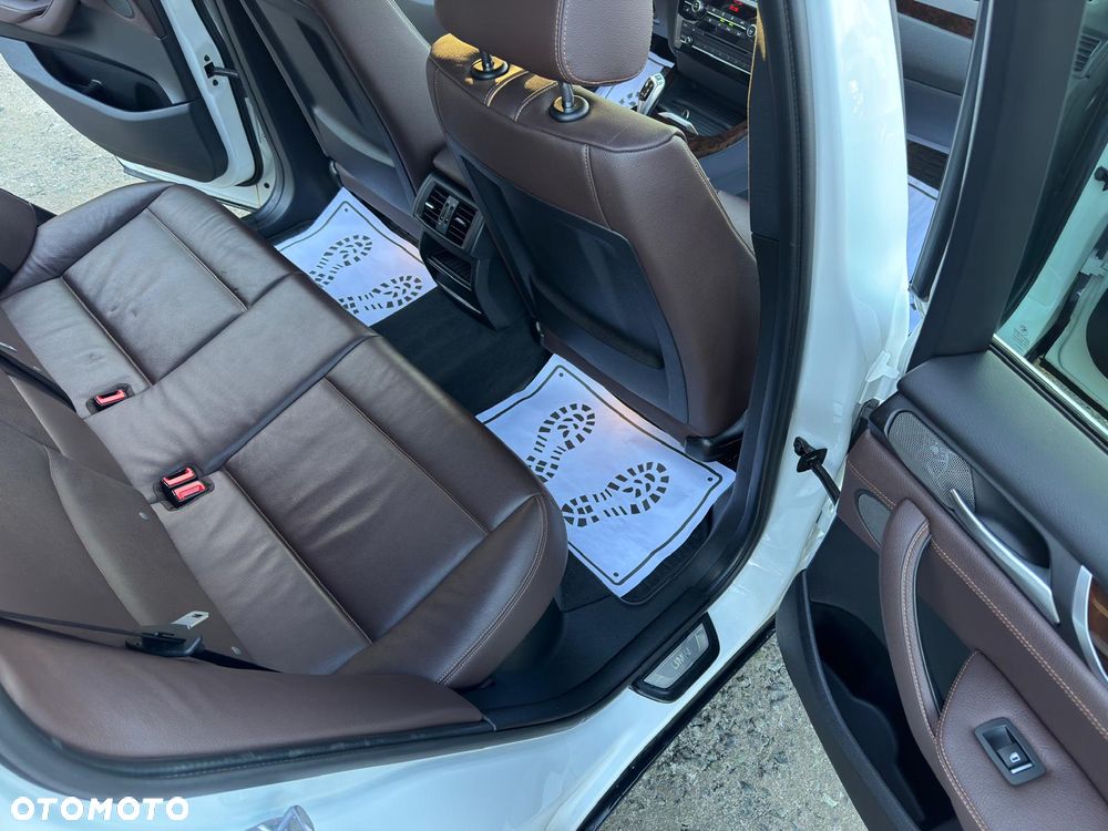 BMW X3 xDrive28i xLine - 19