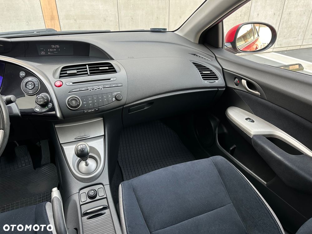 Honda Civic 1.4 Comfort - 21