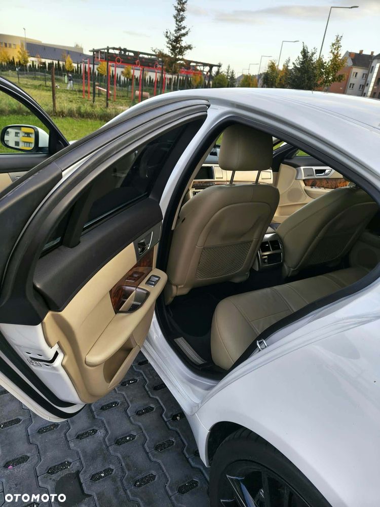 Jaguar XF 2.0 T Luxury - 27