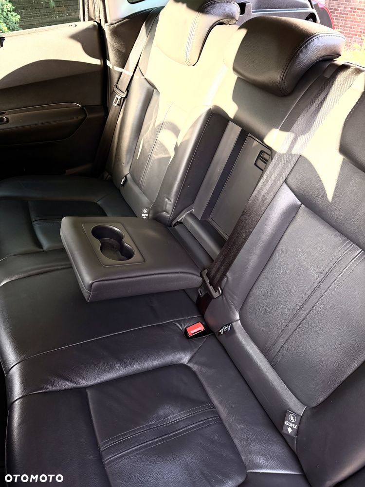 Peugeot 3008 1.6 Premium+ - 25
