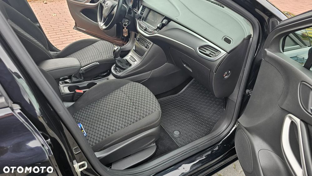 Opel Astra IV 1.6 CDTI Sport - 12