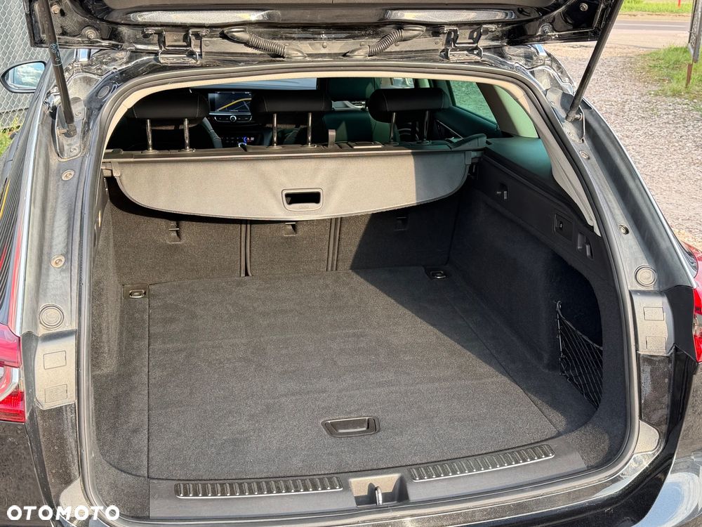 Opel Insignia - 25