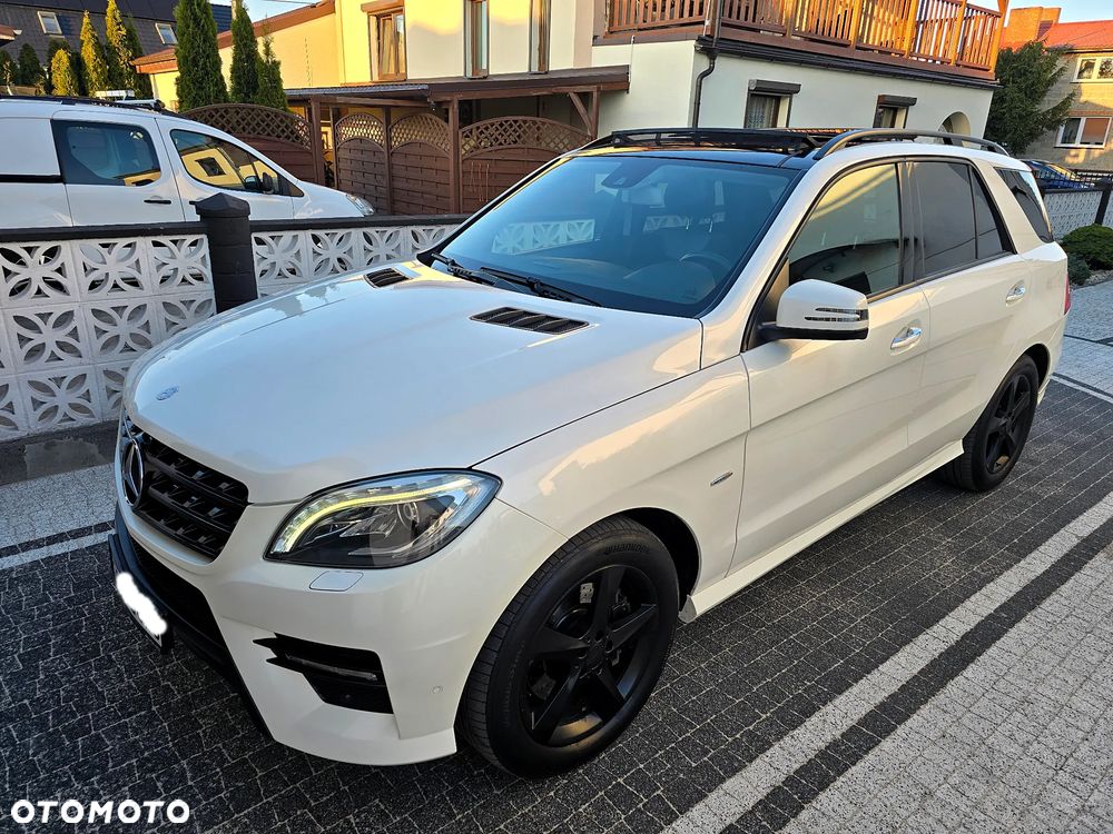 Mercedes-Benz ML 350 BlueTEC 4MATIC 7G-TRONIC - 32