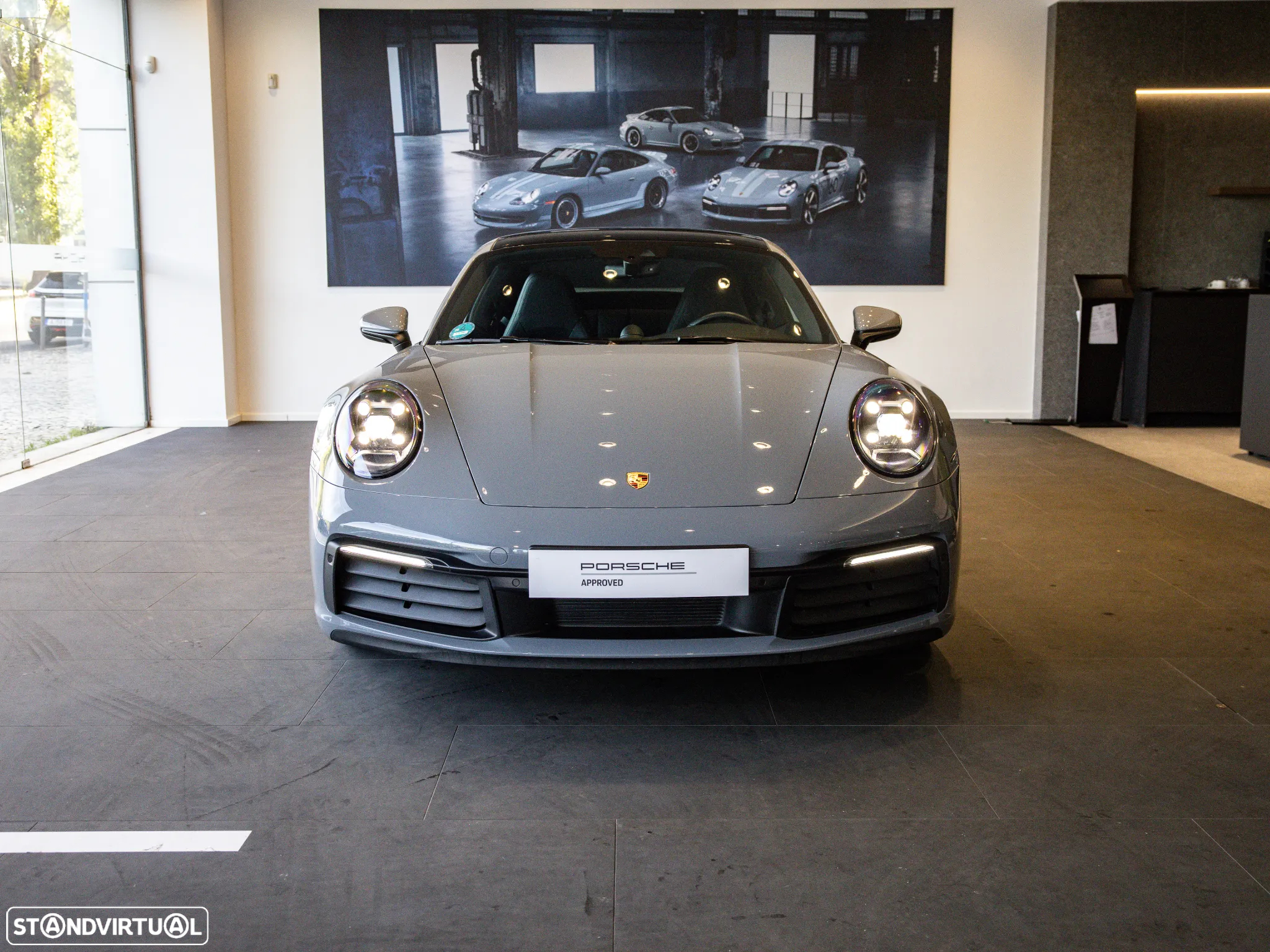 Porsche 911 (992) Carrera PDK - 11