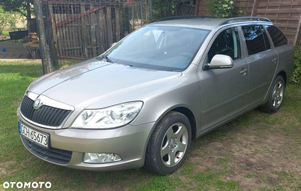 Skoda Octavia 1.6 Elegance - 3