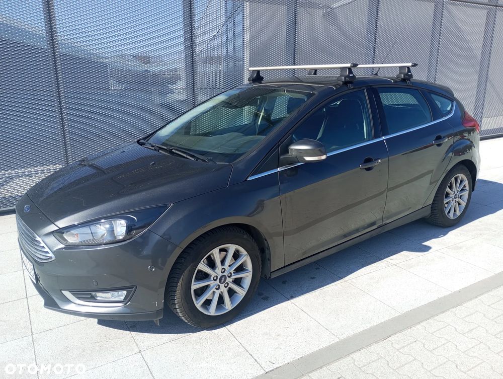 Ford Focus 1.5 EcoBoost Titanium ASS - 4