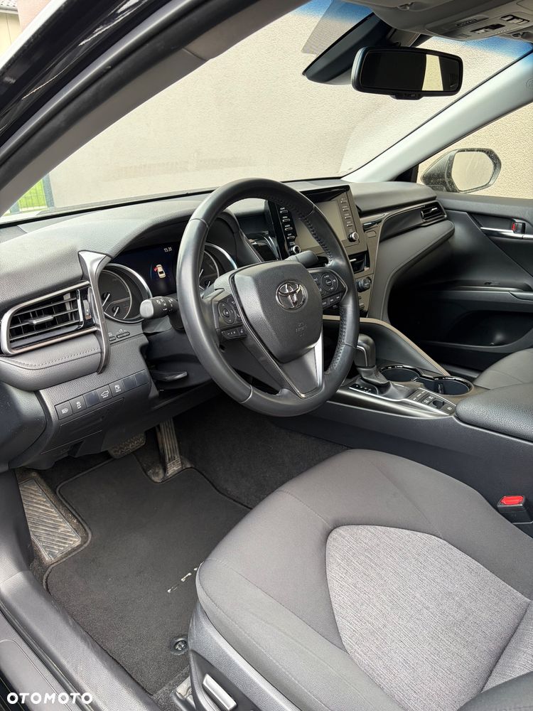 Toyota Camry 2.5 Hybrid Comfort CVT - 9