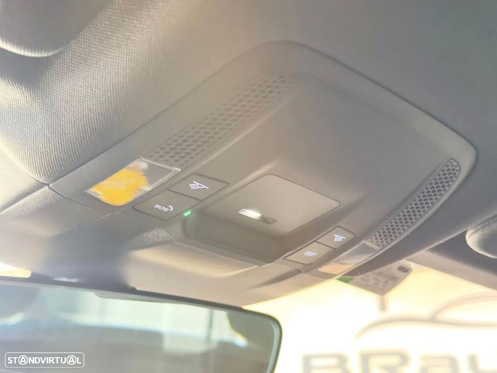 Porsche Taycan 4S - 29