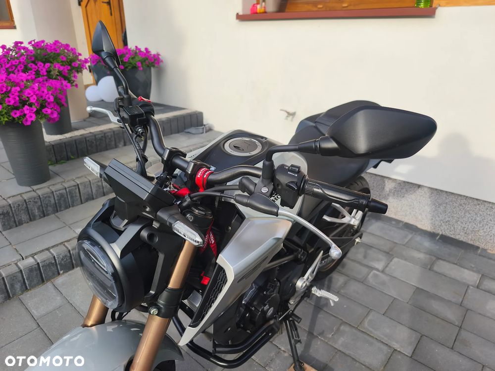 Honda CB - 26