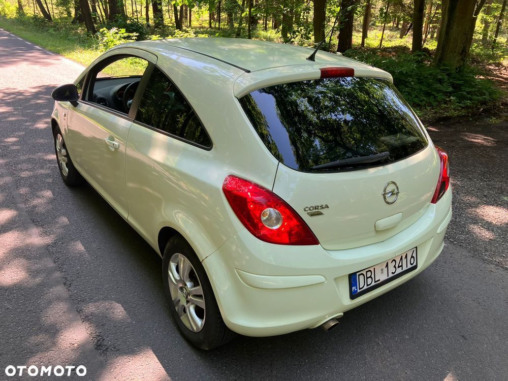 Opel Corsa - 2
