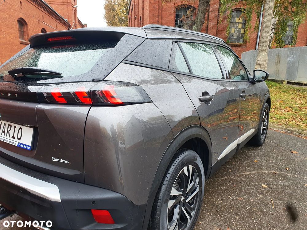 Peugeot 2008 PureTech 130 EAT8 Allure - 4