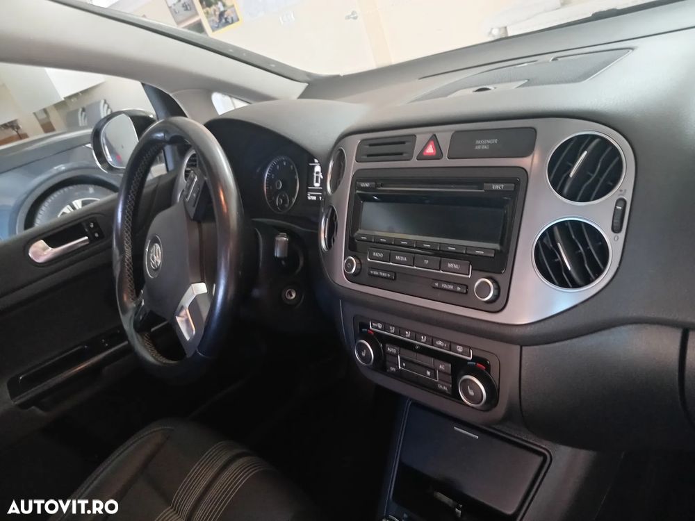 Volkswagen Golf - 9