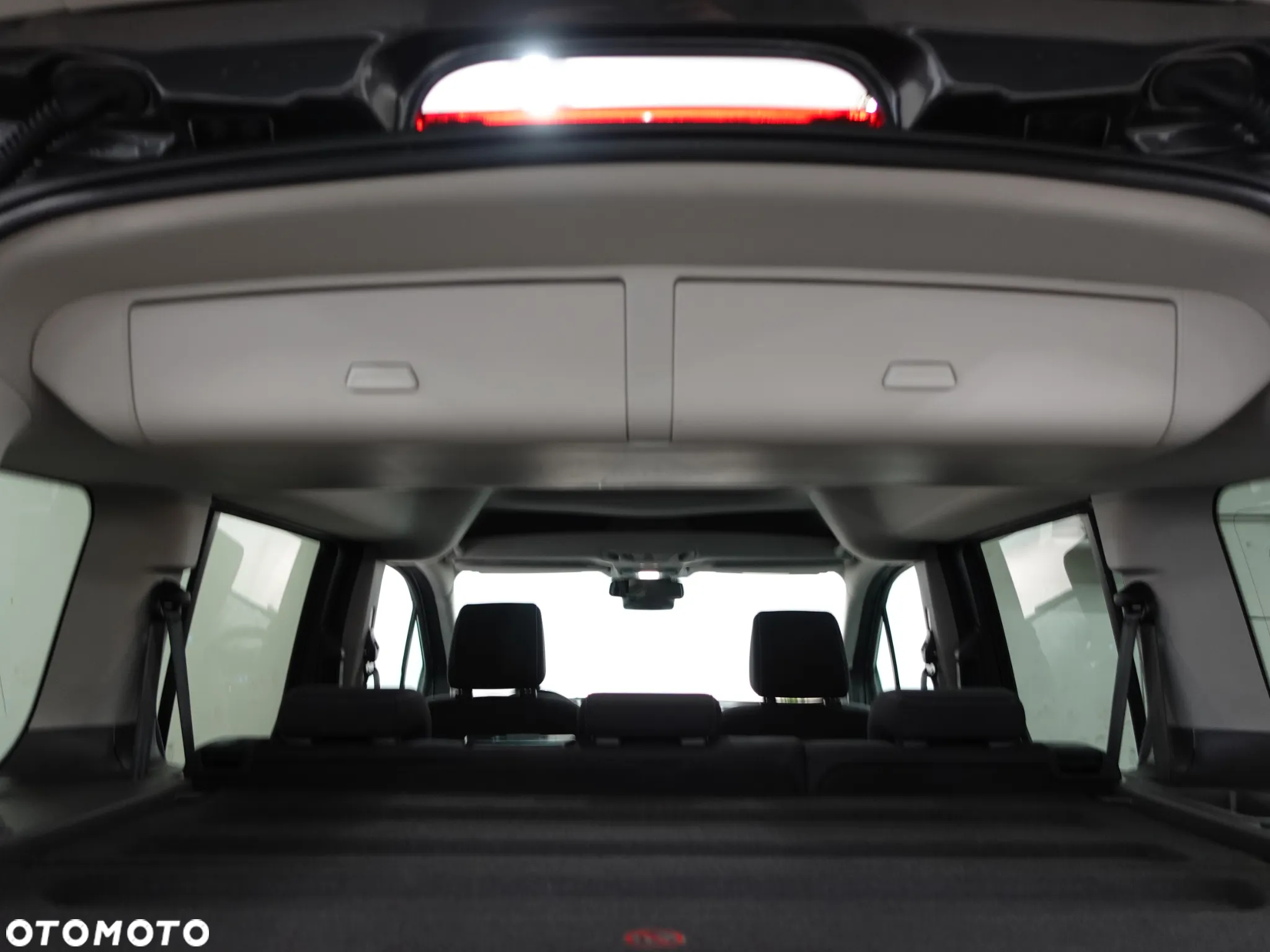 Ford Tourneo Connect 1.5 EcoBlue Start-Stop Active - 25