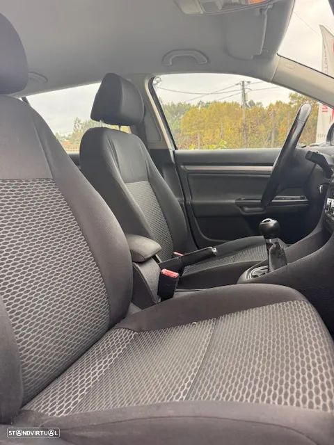 VW Golf Variant 1.6 TDi Highline - 6