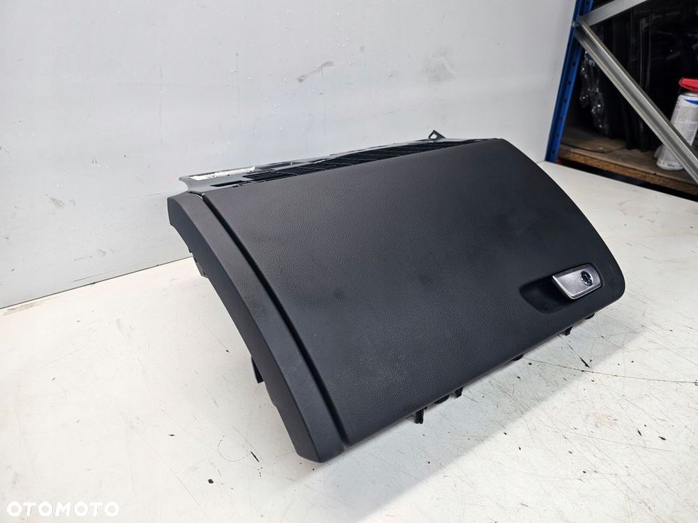 SCHOWEK PASAŻERA AUDI Q5 8R 8R1857035H 6PS - 3