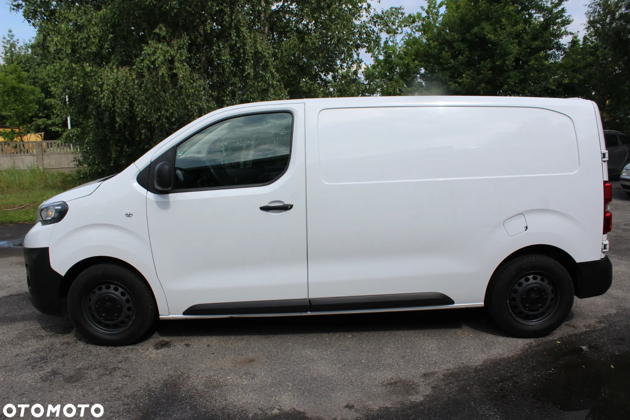 Peugeot Expert - 8