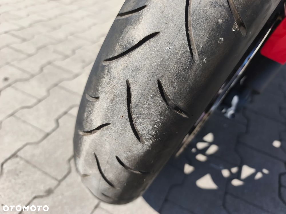 Honda CBR - 28
