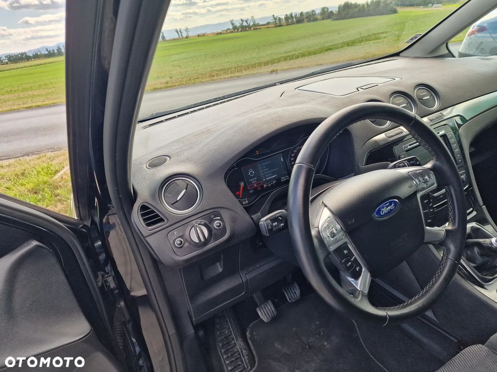 Ford Galaxy 2.0 TDCi Titanium - 18