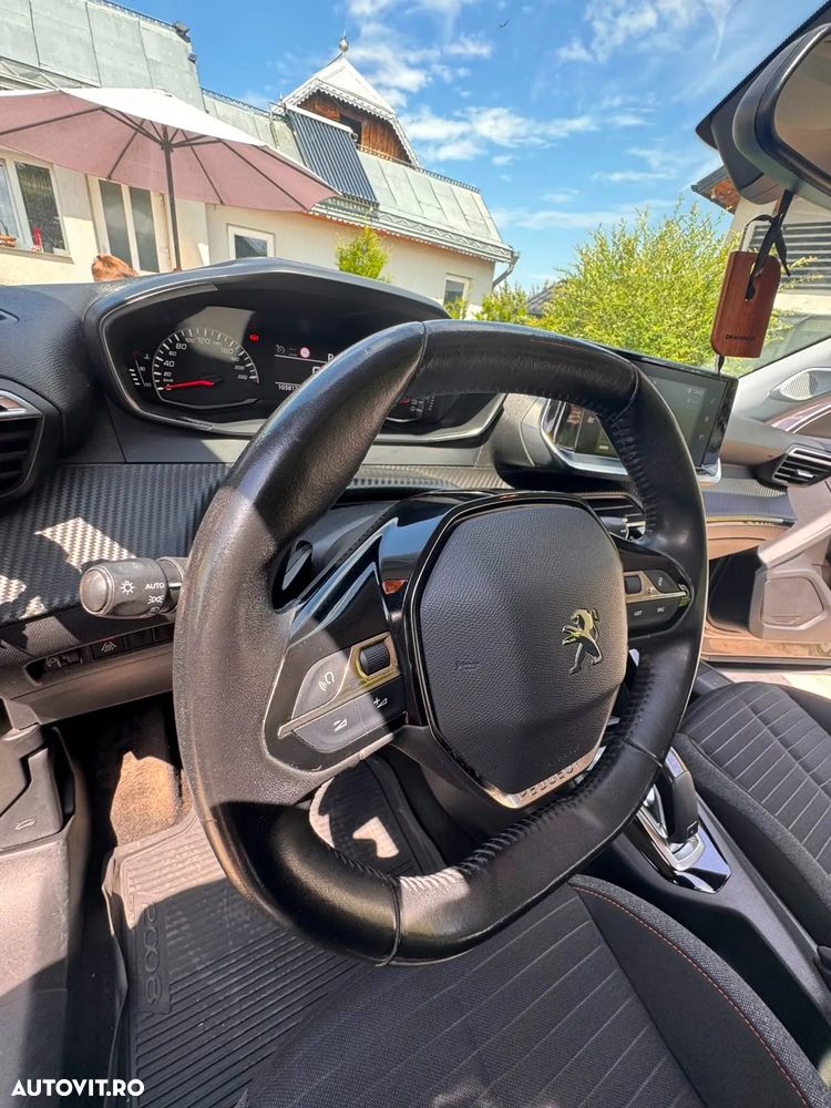Peugeot 2008 1.2 L PureTech STT EAT8 Active - 7