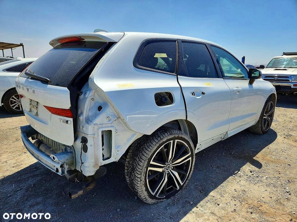 Volvo XC 60 T5 AWD Geartronic RDesign - 5