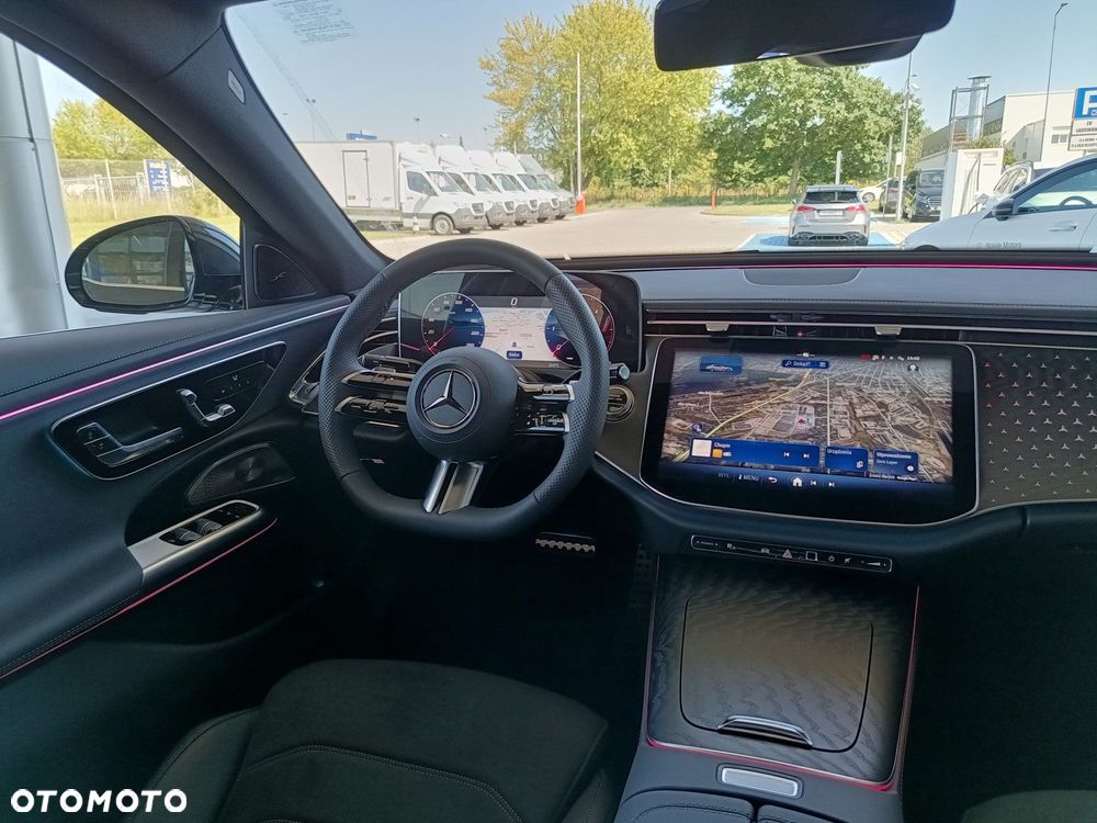 Mercedes-Benz Klasa E - 12