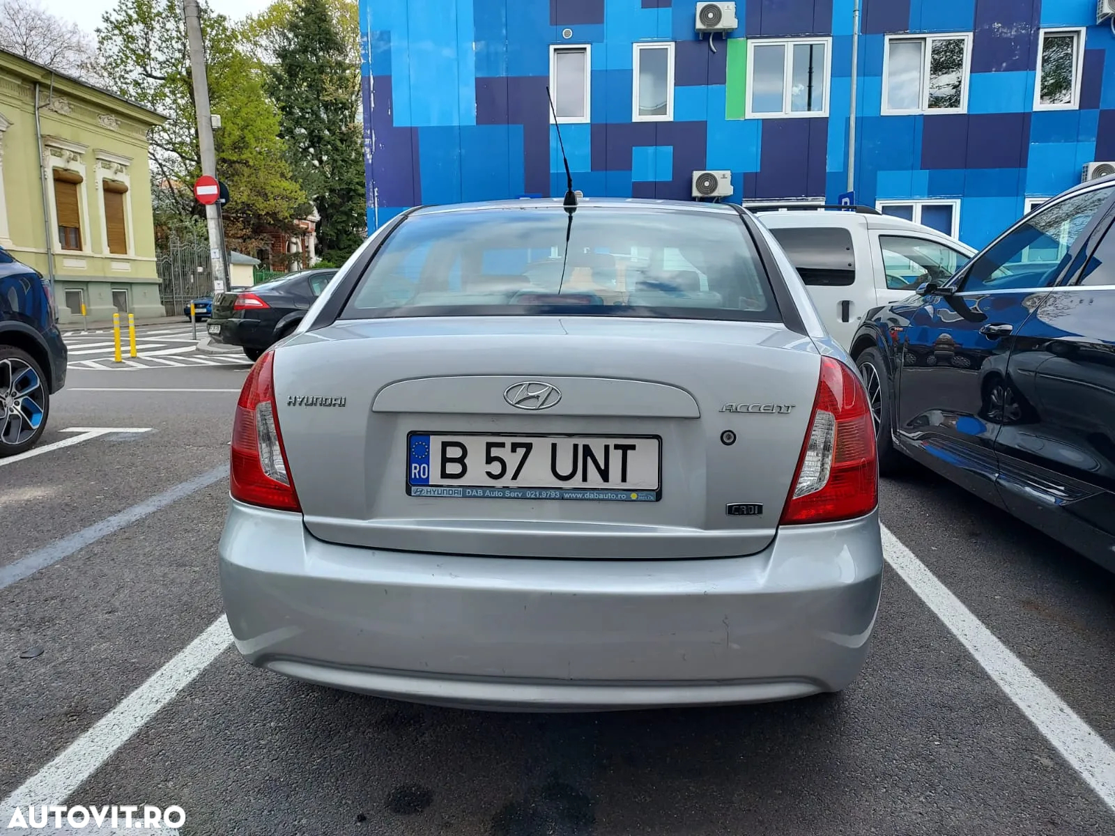 Hyundai Accent - 5