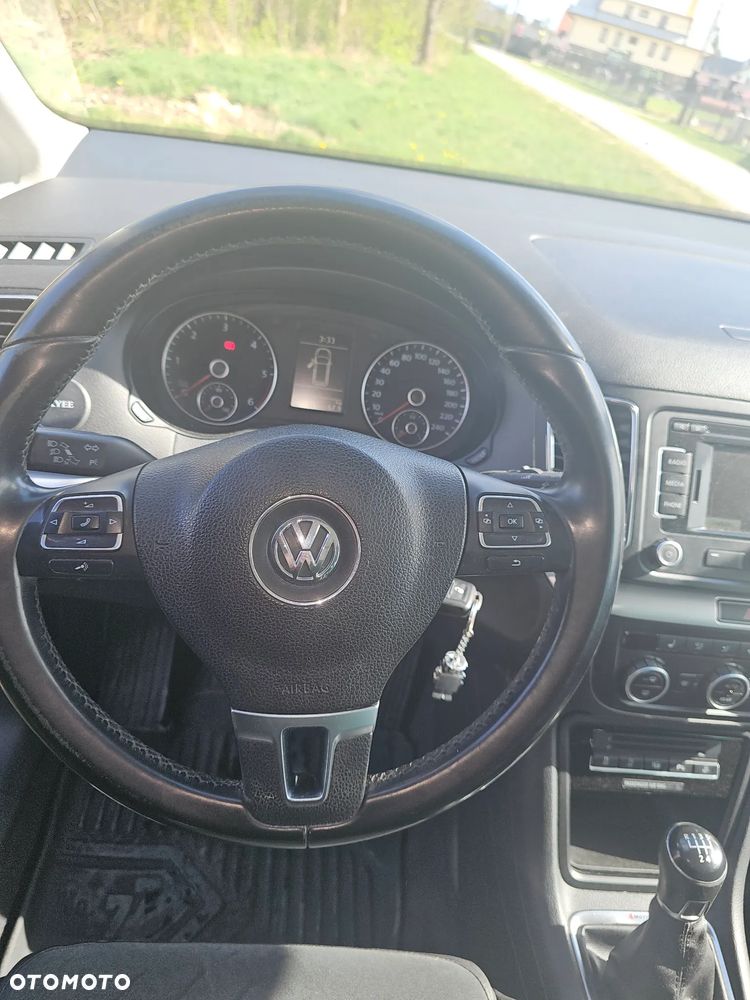 Volkswagen Sharan 2.0 TDI 4MOTION Blue Motion Style - 10