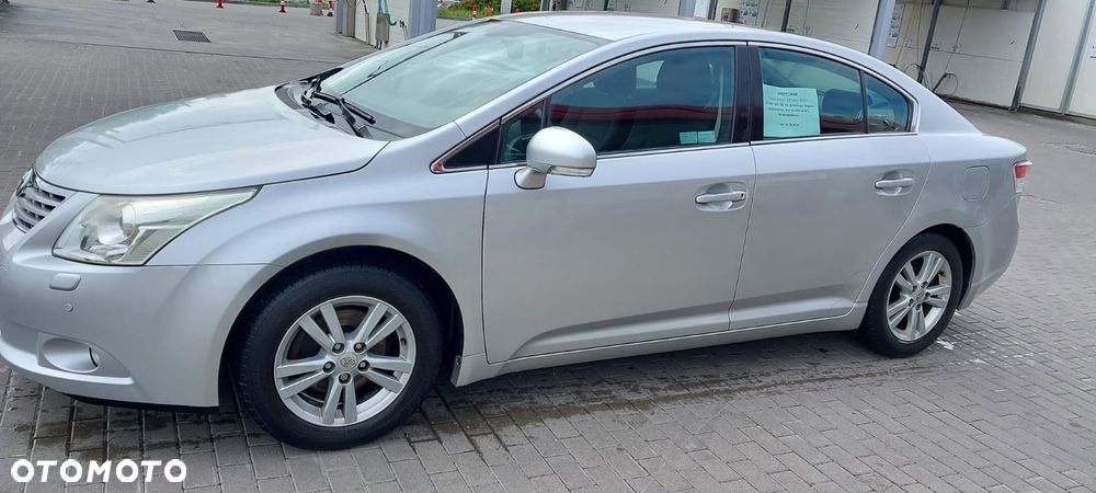 Toyota Avensis 1.8 Sol - 2
