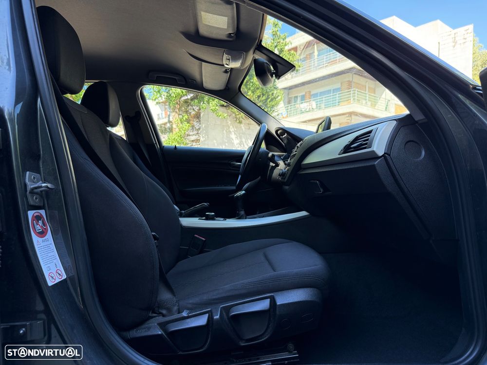 BMW 116 d EfficientDynamics — fotografia 7