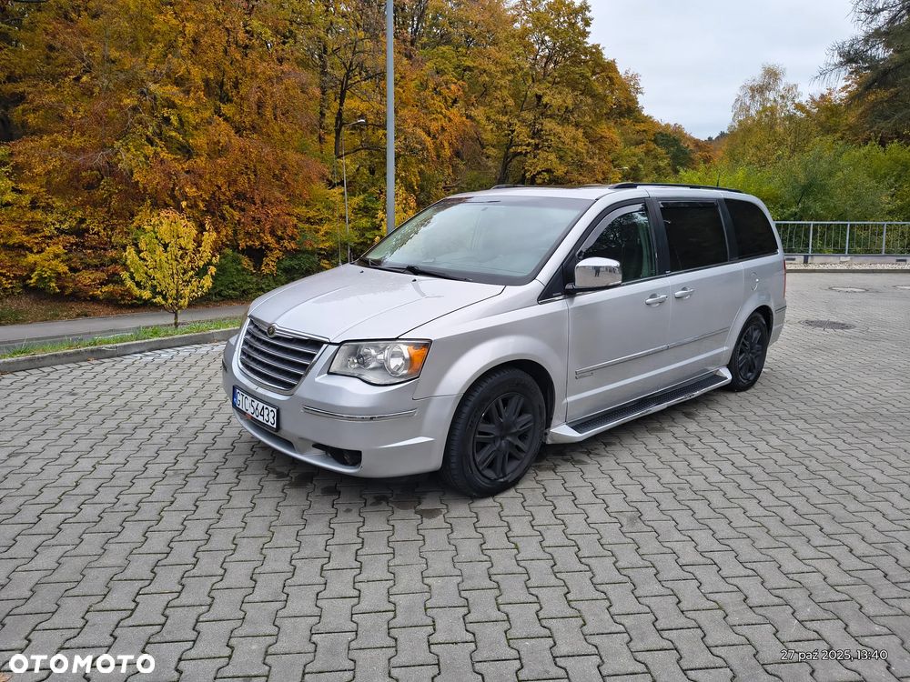 Chrysler Town & Country 4.0 Limited - 11