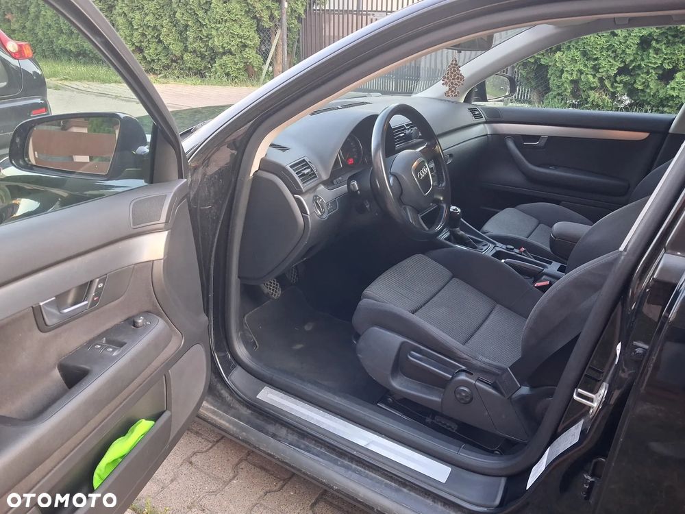 Audi A4 Limousine 2 - 5