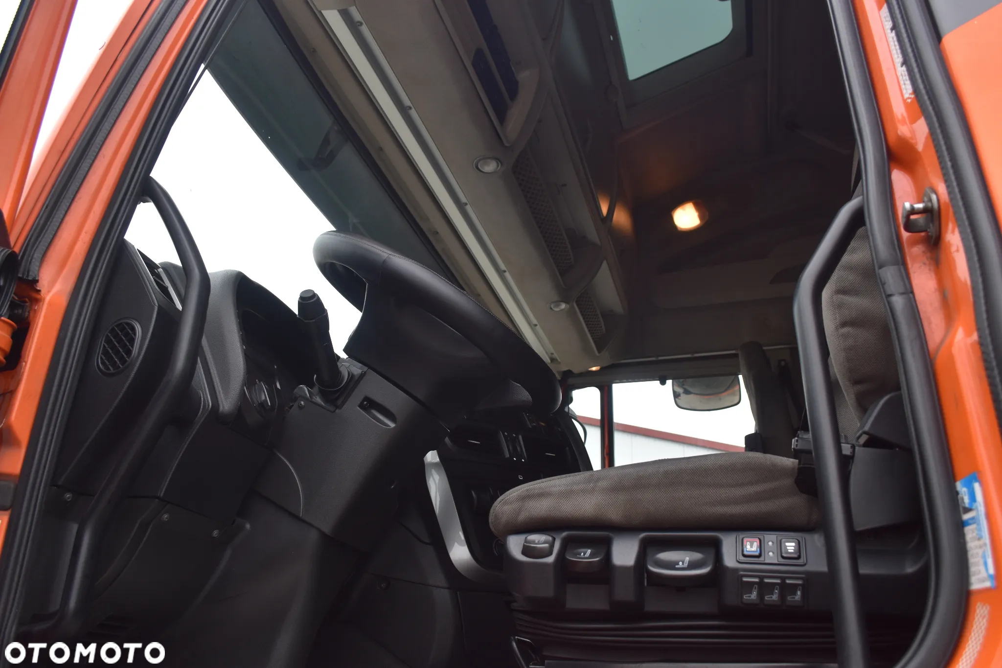 Iveco Stralis 460 - 18