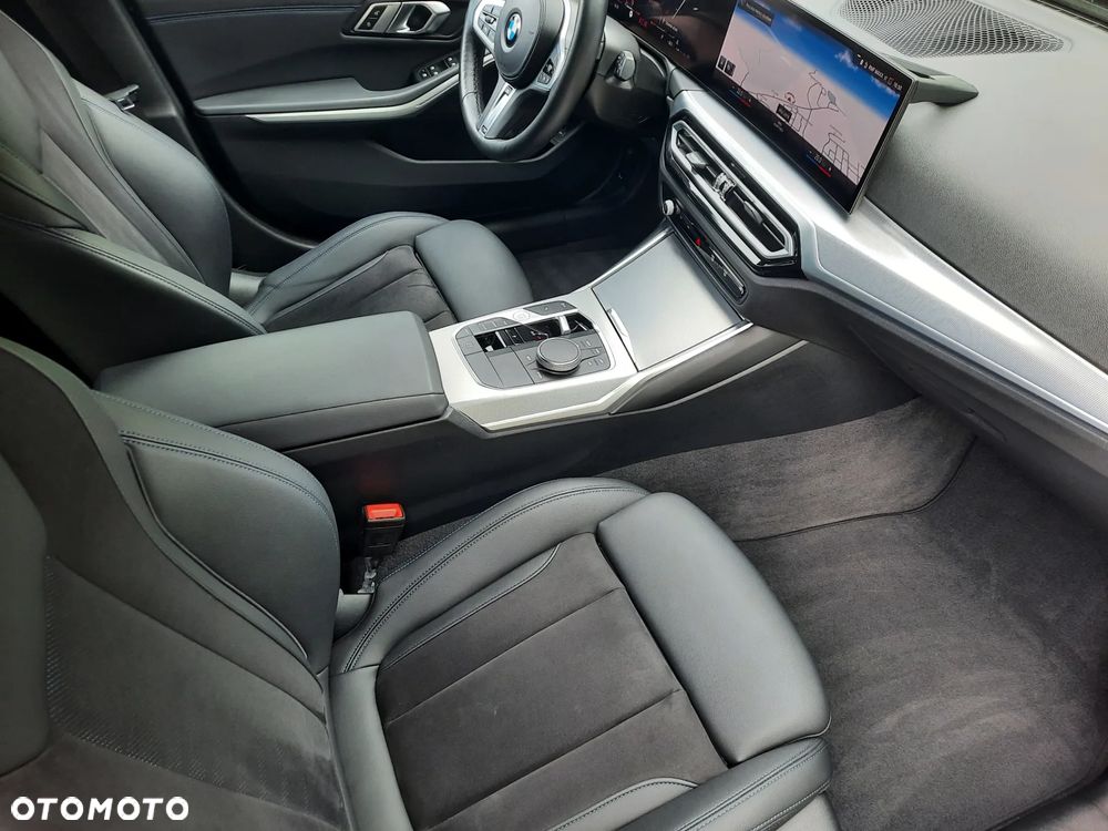 BMW Seria 3 320d xDrive M Sport sport - 17